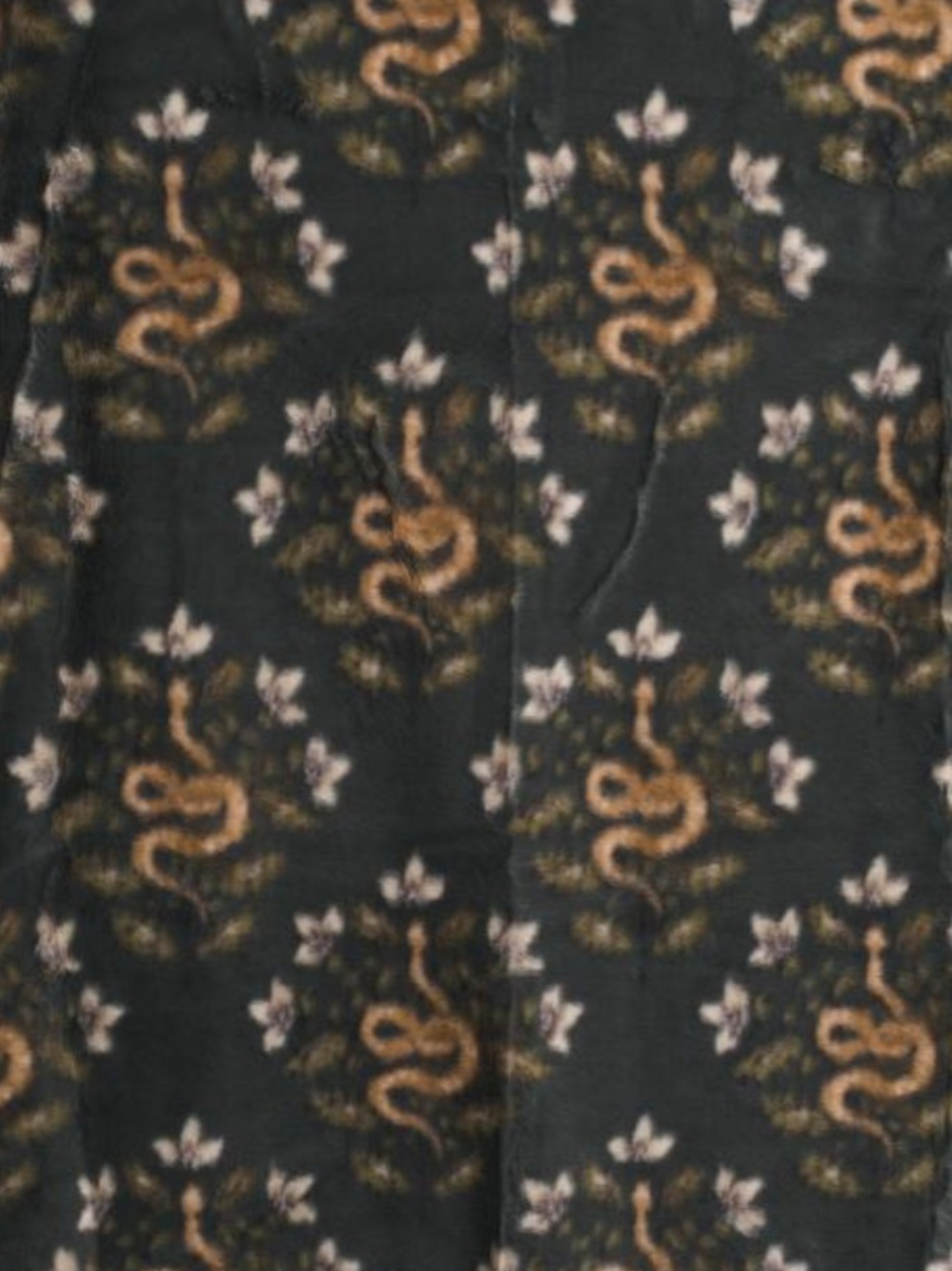TAHARI Snake Pattern Throw - Picture 2 of 2